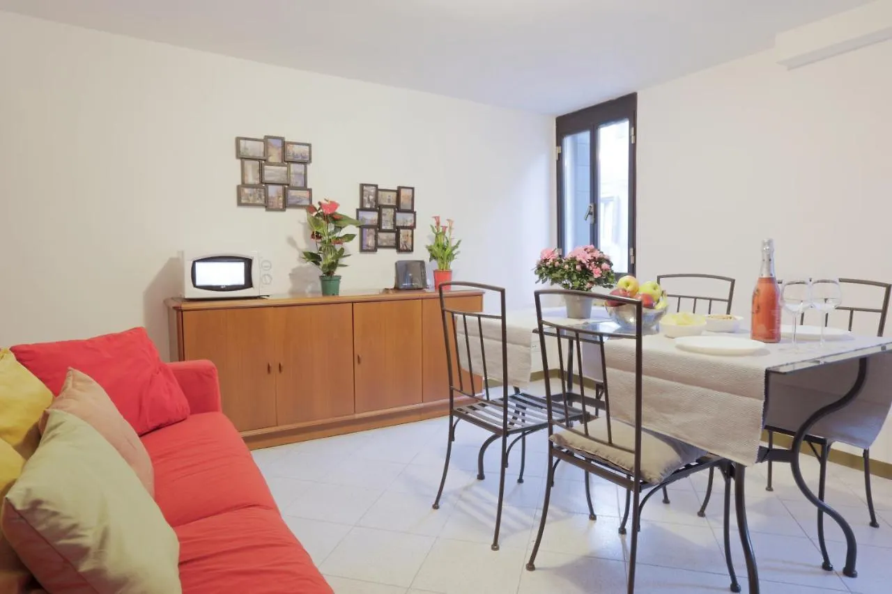 Santa Croce Guest House Venedig