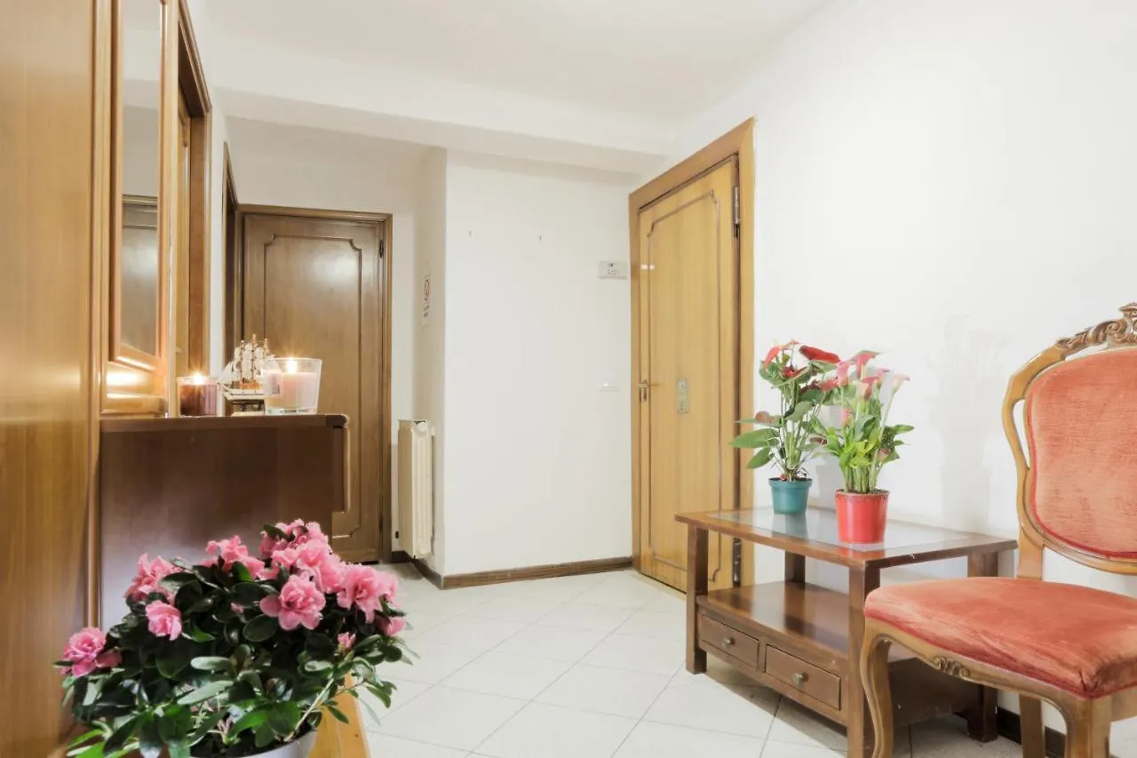 Santa Croce Guest House Venedig